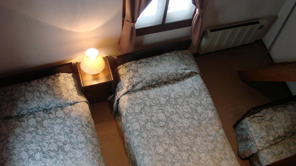 Earl Grey Hakuba Quarto foto